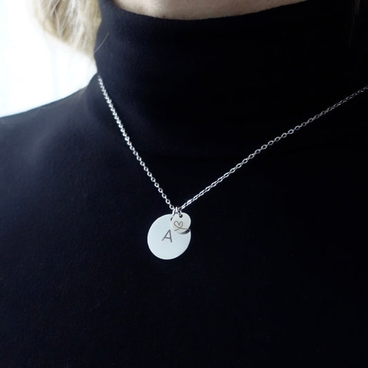 Kette mit Buchstaben gelasert